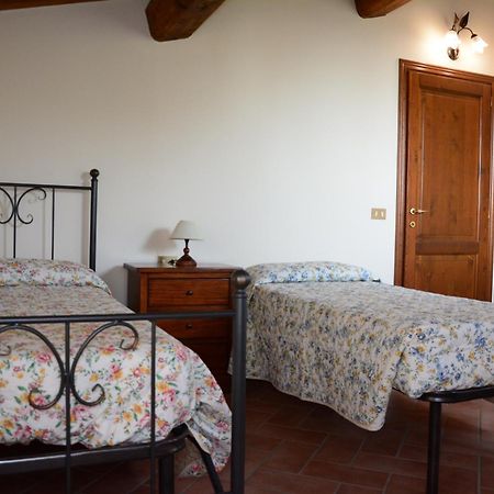 Agriturismo Podere Casalone Limite Exterior foto