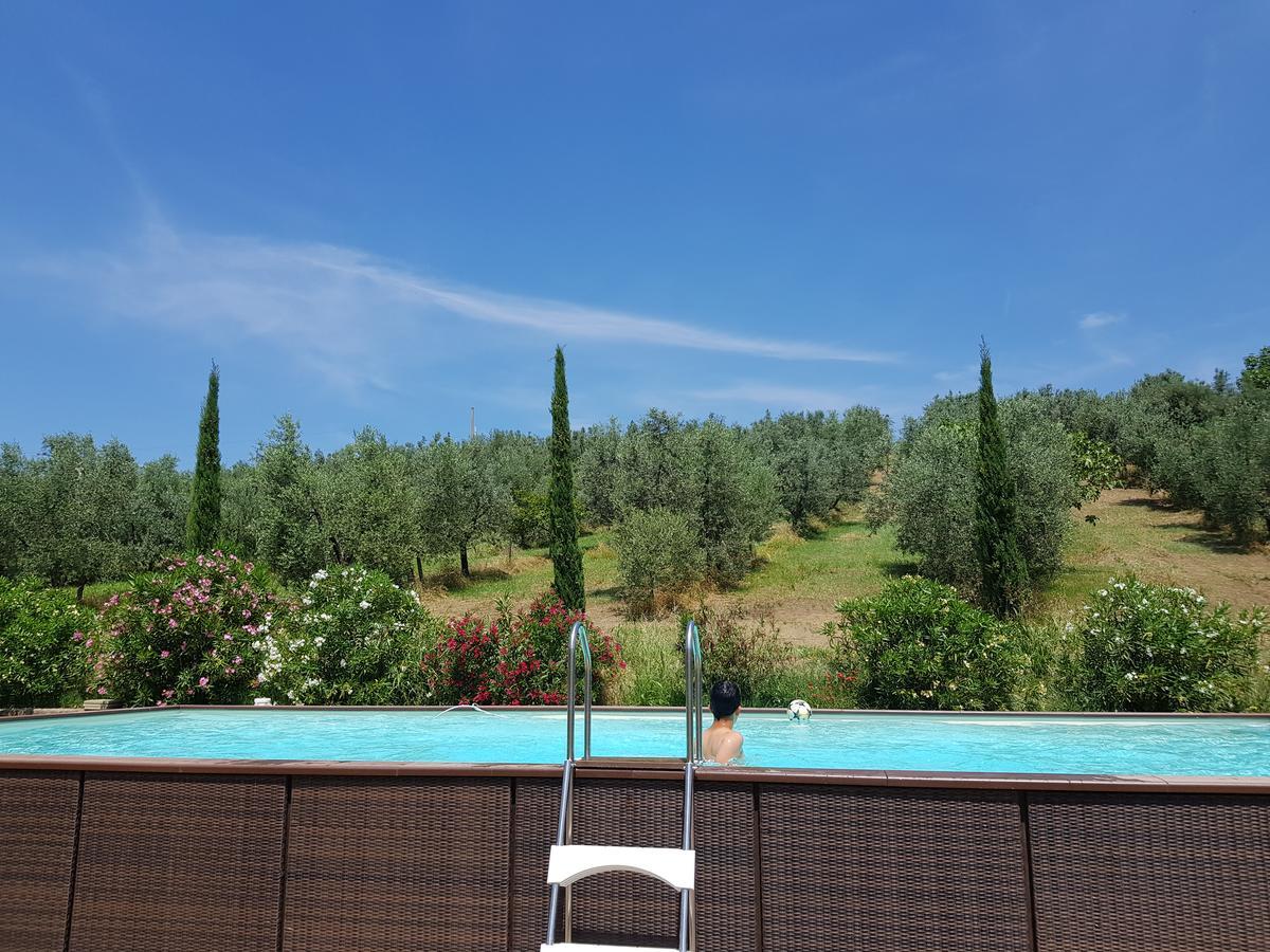 Agriturismo Podere Casalone Limite Exterior foto